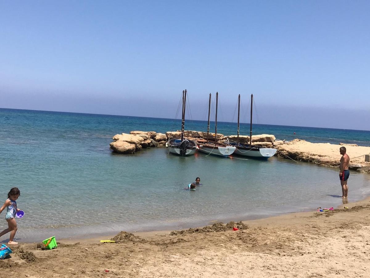 Seaside Luxury Villa Paralimni Exteriör bild