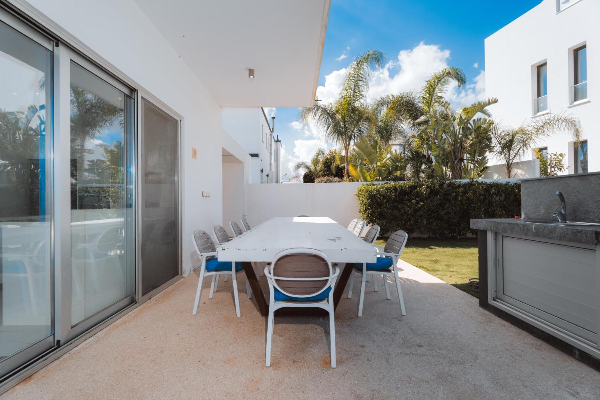 Seaside Luxury Villa Paralimni Exteriör bild