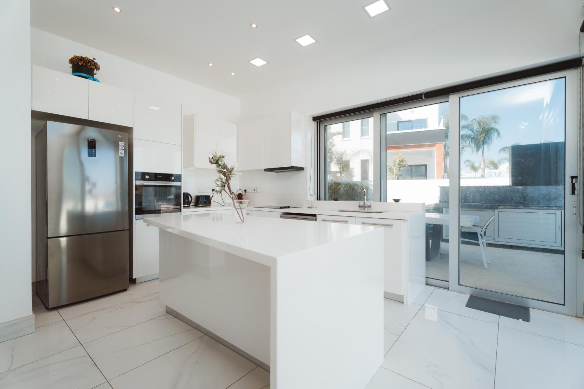 Seaside Luxury Villa Paralimni Exteriör bild